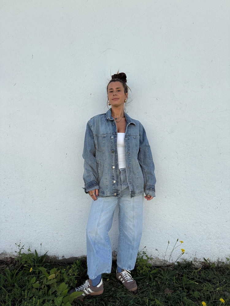Vtg Lightwash Patchy Denim Jacket