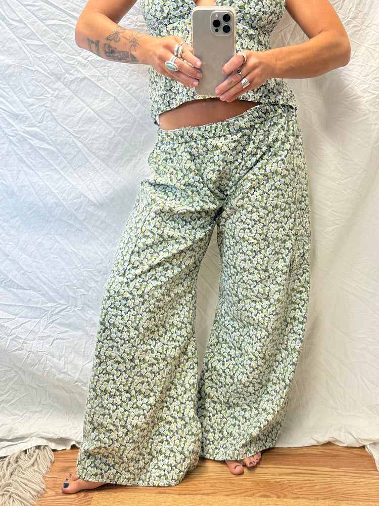 Handmade Bedsheet Pants - Low Rise 26"