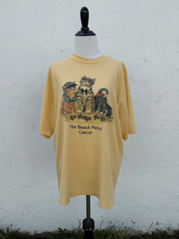 Kitty Beach Patrol - Vintage Tee